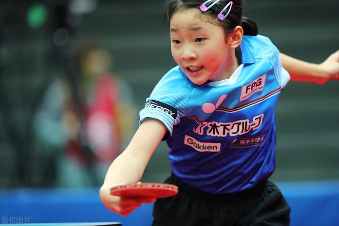 曼城通过 曼城通过