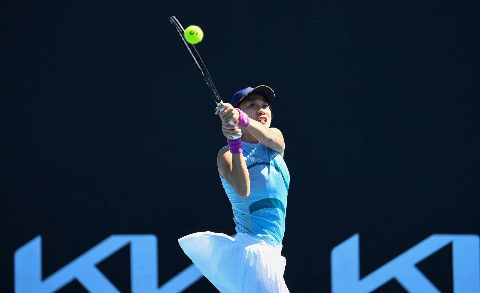 利用这三名 利用这三名